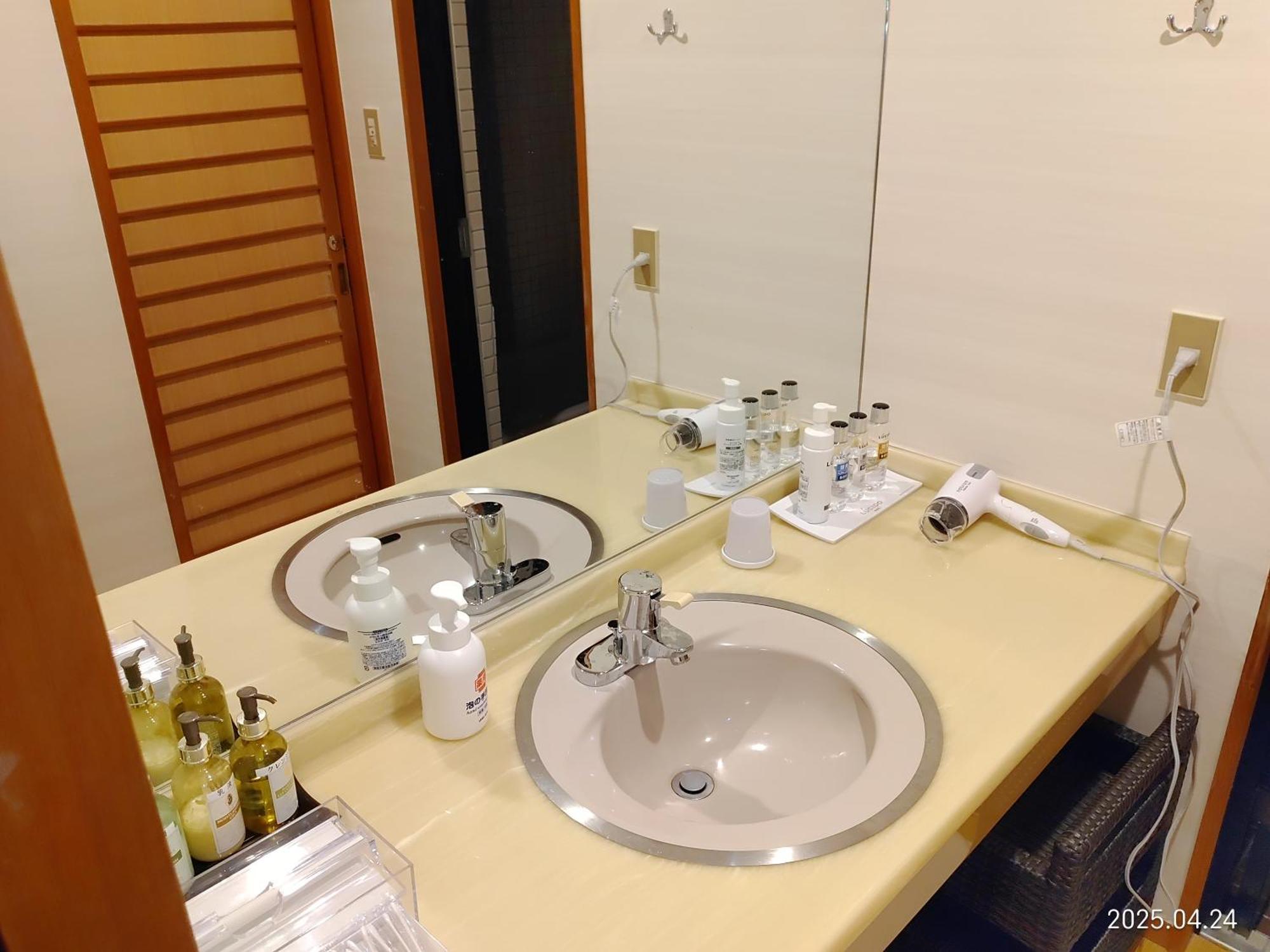 Yamanaka Onsen Hanatsubaki Kaga  Esterno foto